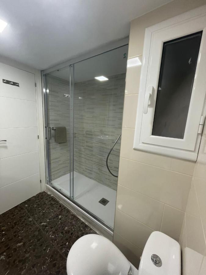 Family-Friendly Home In Central Barcelona 4Bdr Экстерьер фото